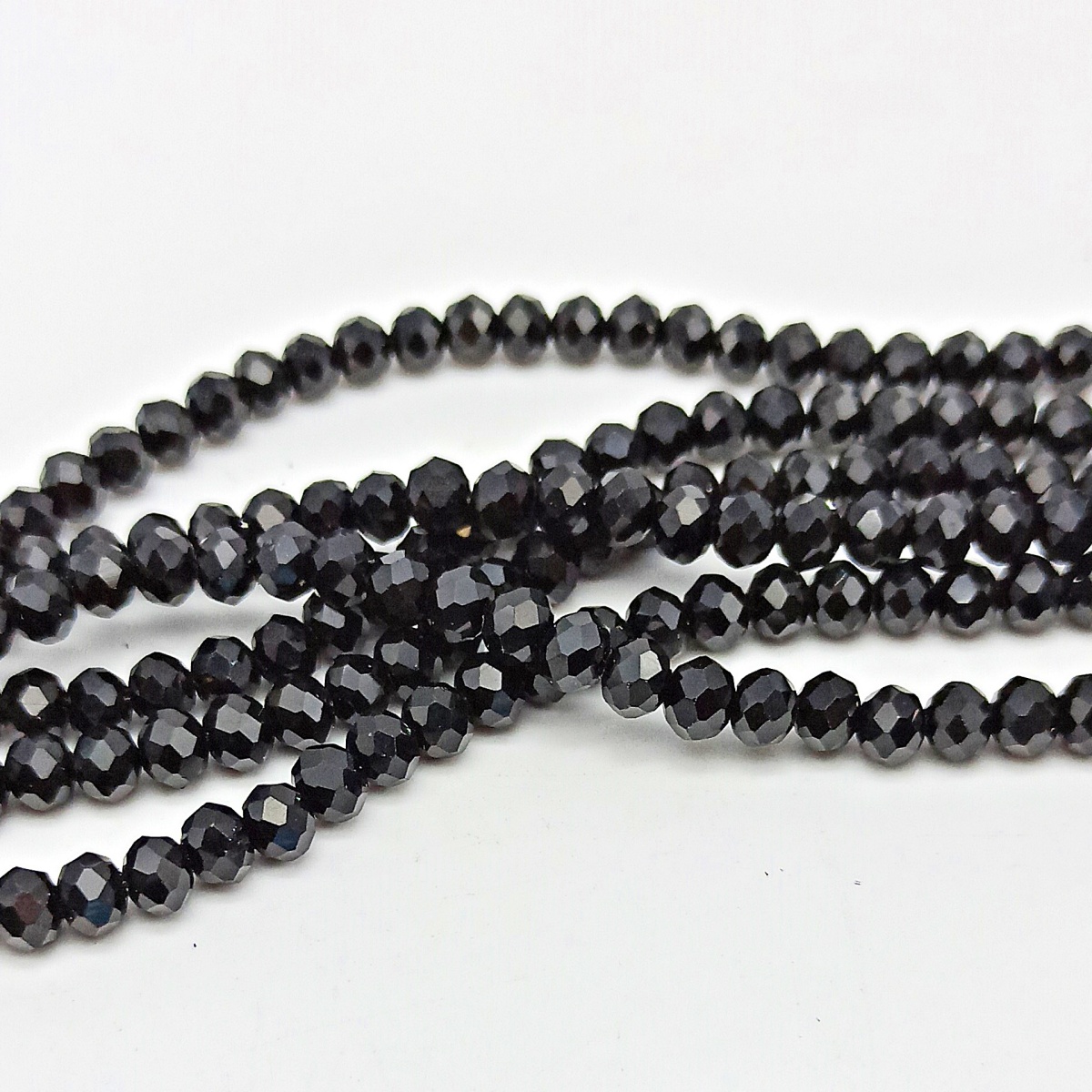 Mezzi cristalli 6 mm color Nero - 85 pezzi