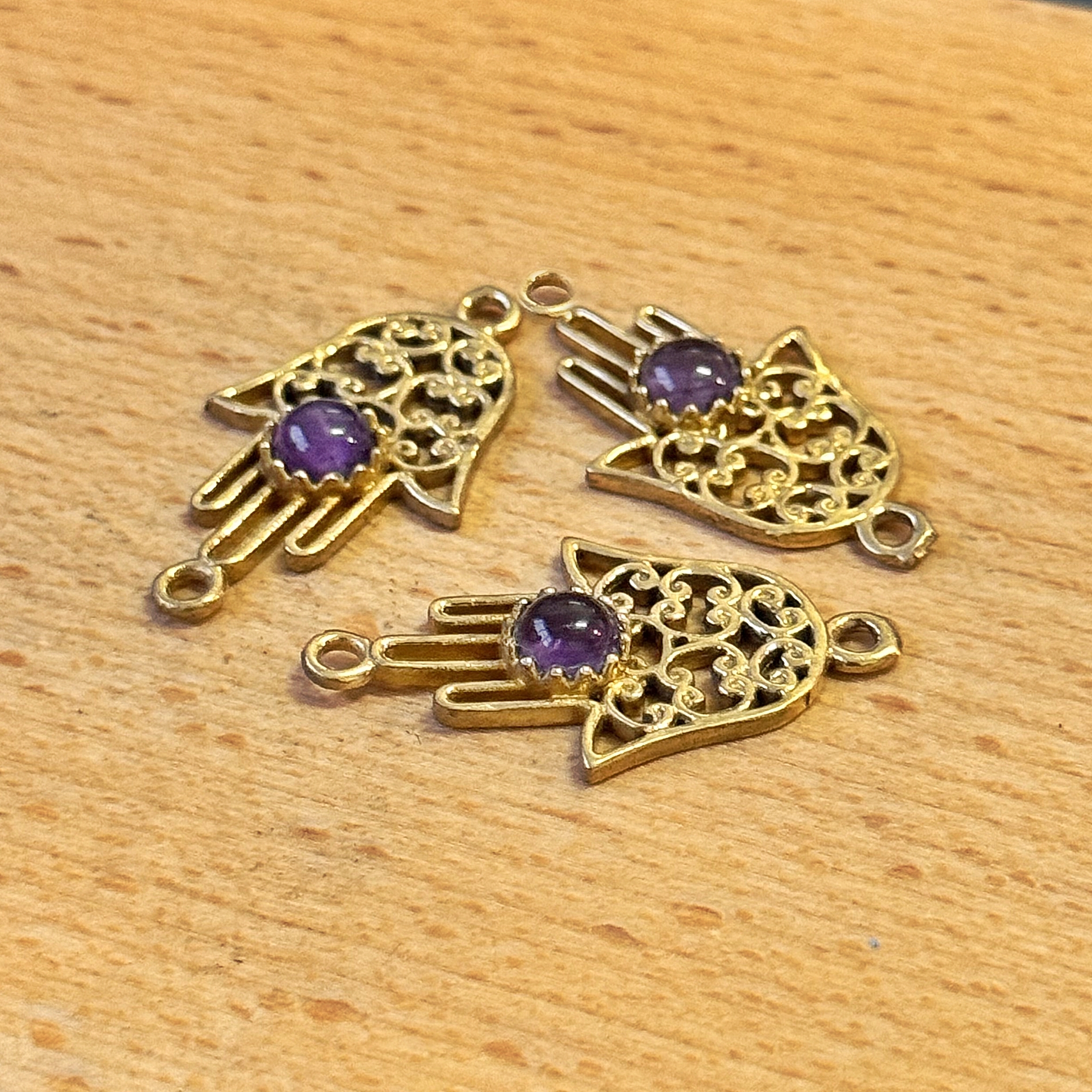 Connettore Mano Fatima Ametista laterale