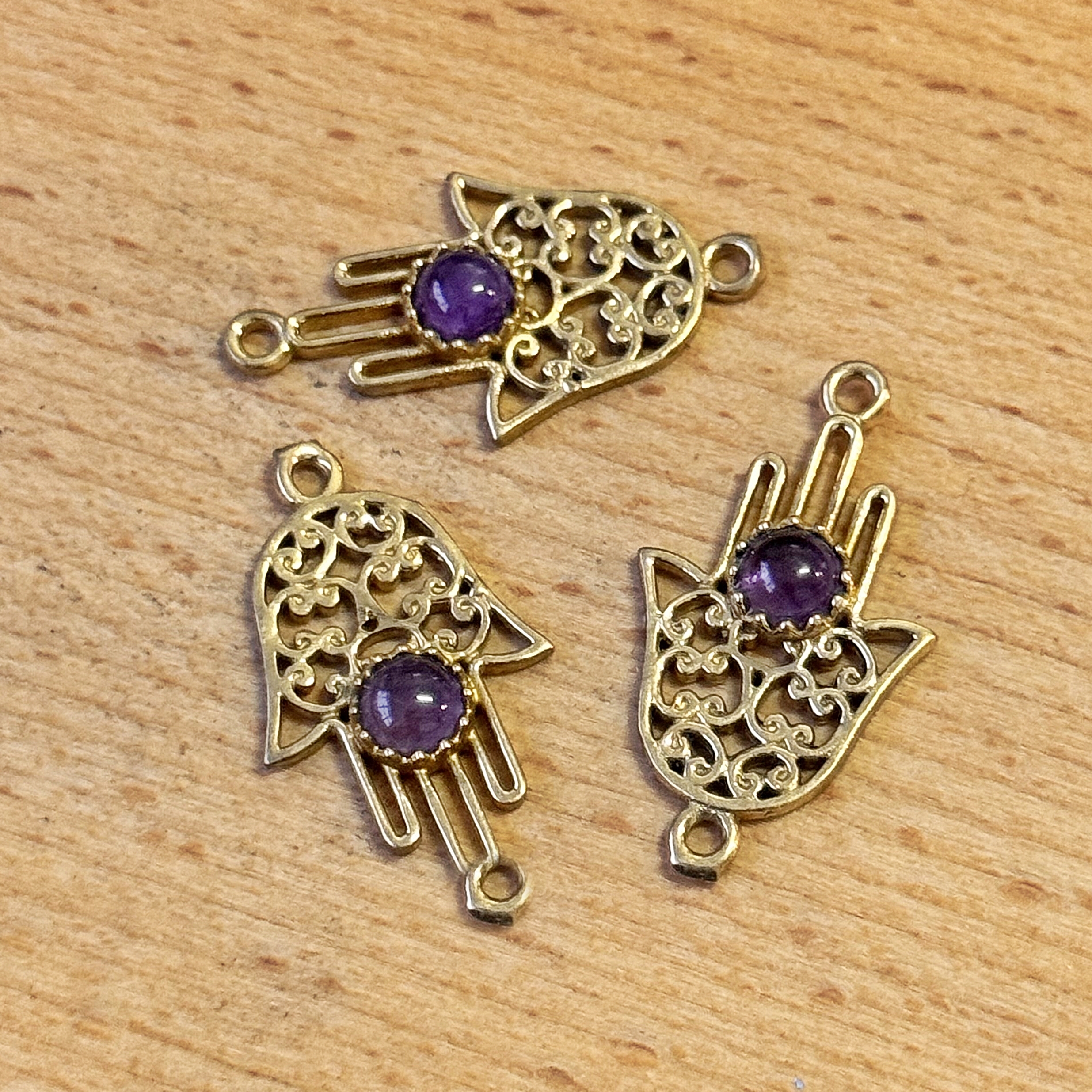 Connettore Mano Fatima Ametista particolare