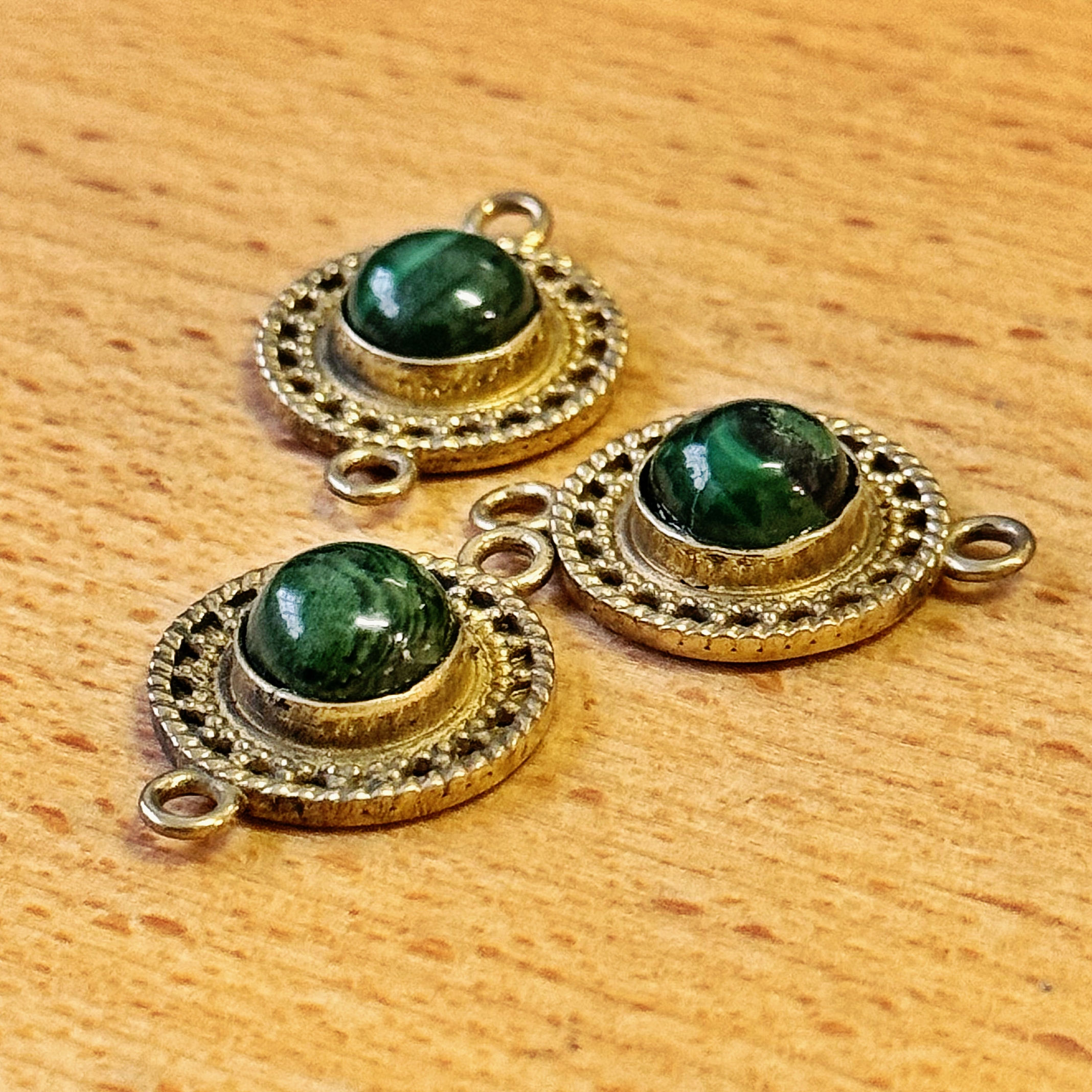 Connettore tondo Malachite laterale