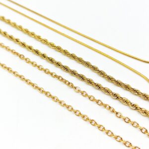 Alternative view of Catenina spirale acciaio dorata