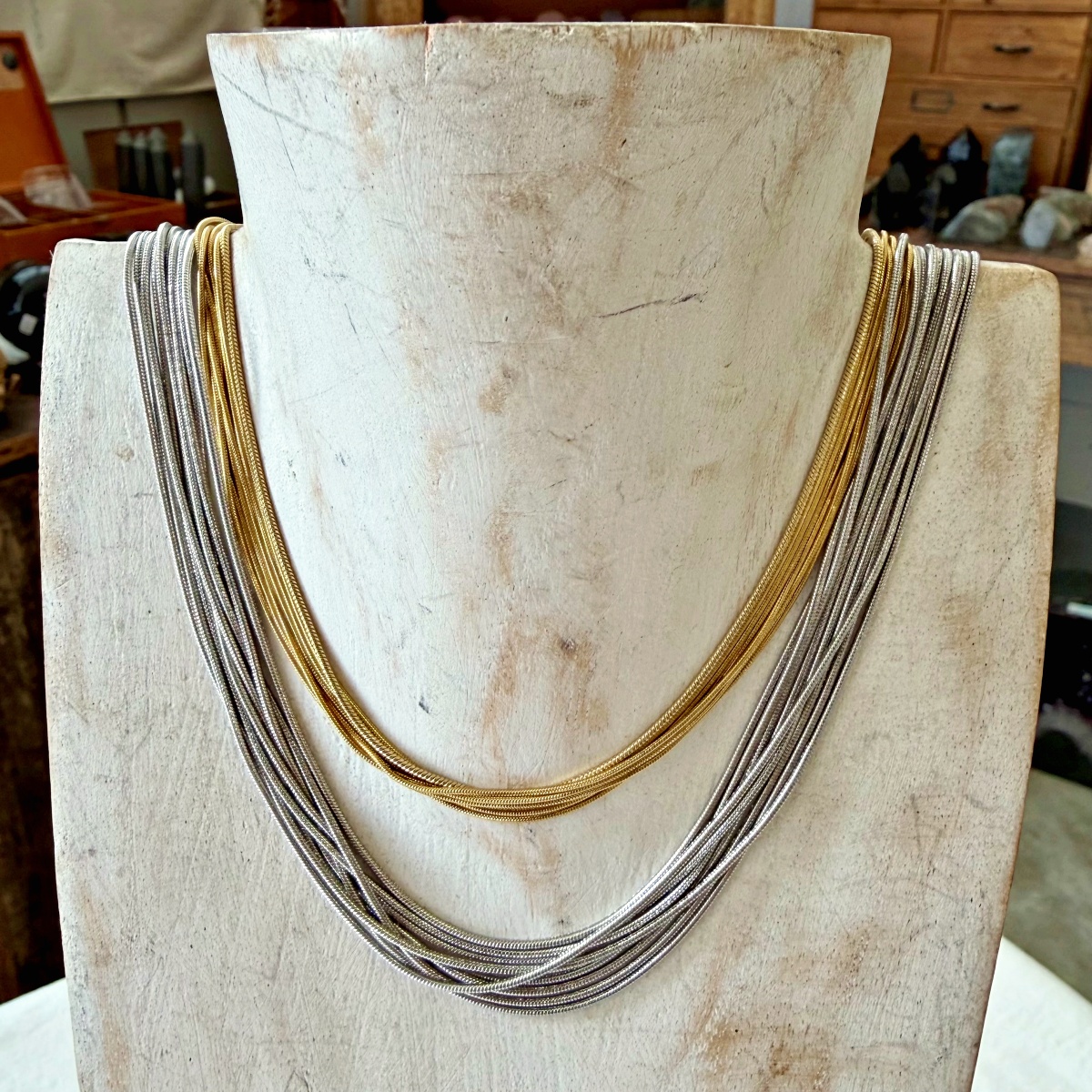 Collana girocollo Snake in acciaio argentata o dorata