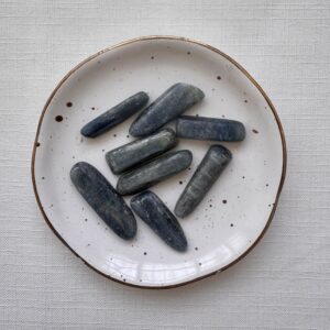 Alternative view of Cianite Burattata