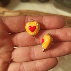 Ciondolo cuore arancione