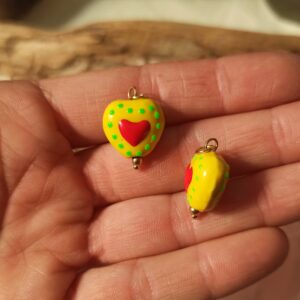 Ciondolo cuore giallo