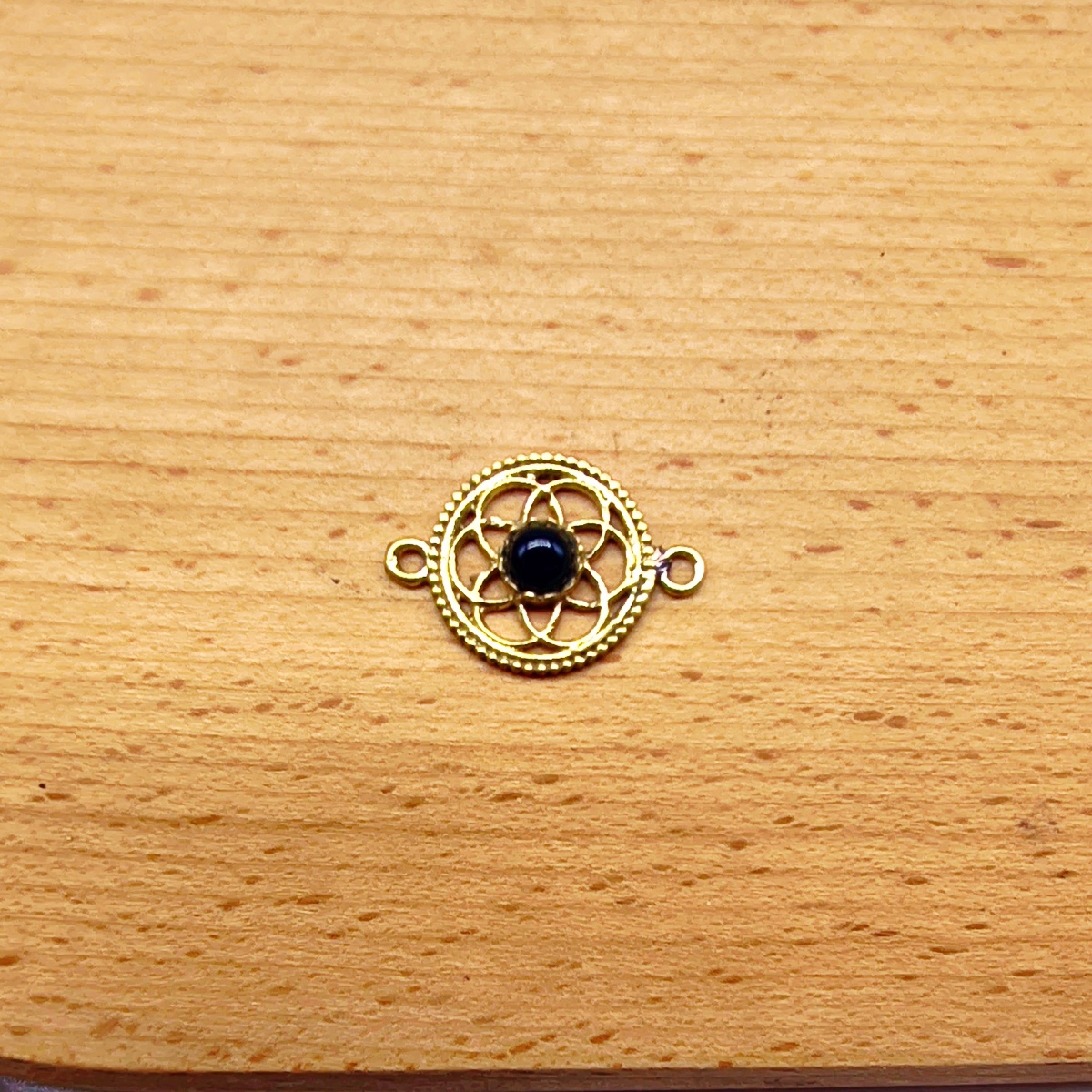 Connettore ottone mandala onice nero