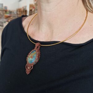 Alternative view of Choker girocollo rigido acciaio dorato