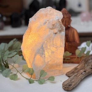 Alternative view of Lampada di Selenite 1