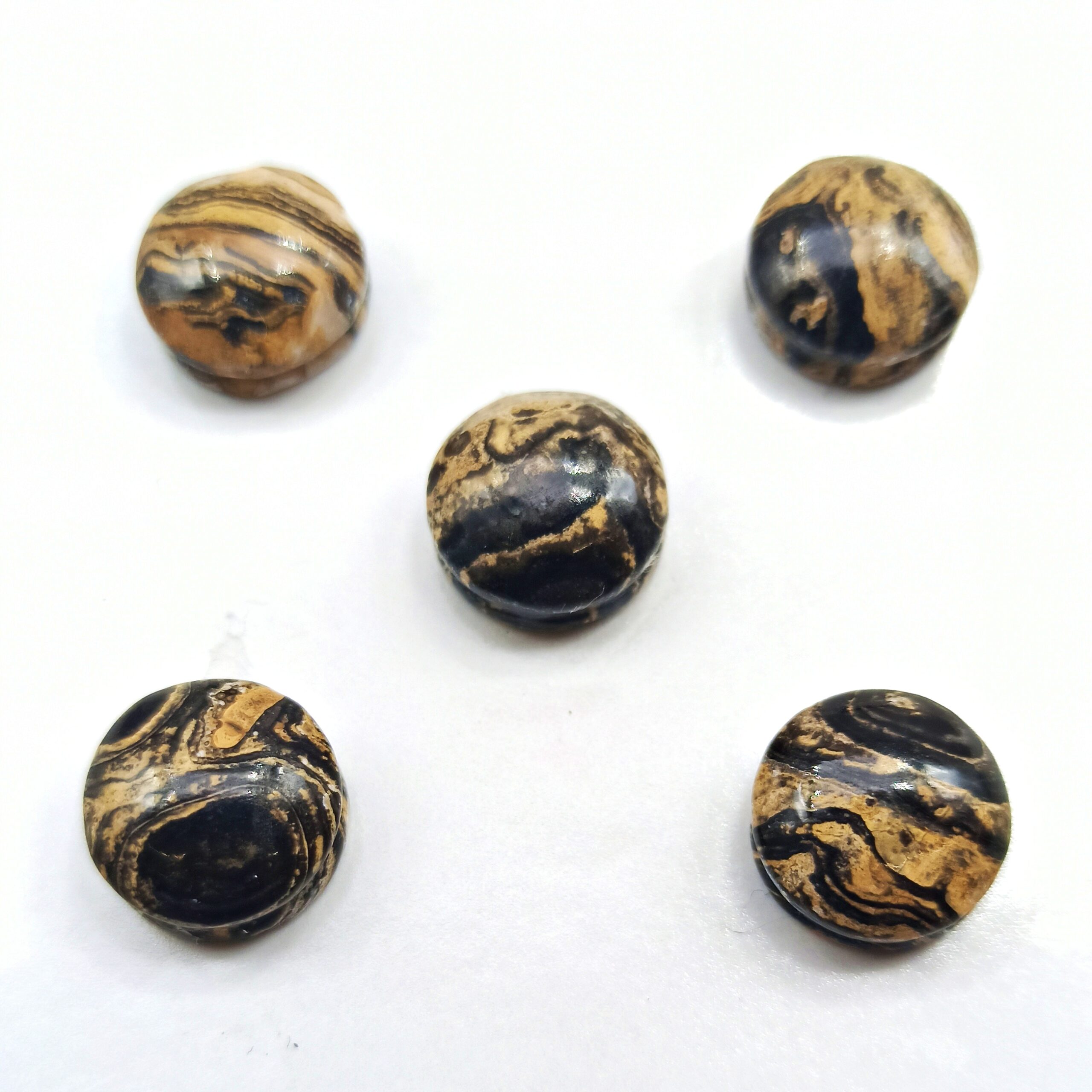 Cabochon tondo piccolo Onice marrone nero striato