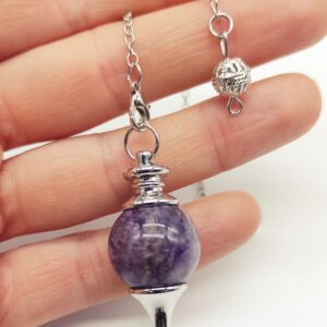 Alternative view of Pendolo sferico in Ametista