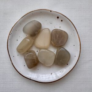 Alternative view of Pietra di Luna Burattata