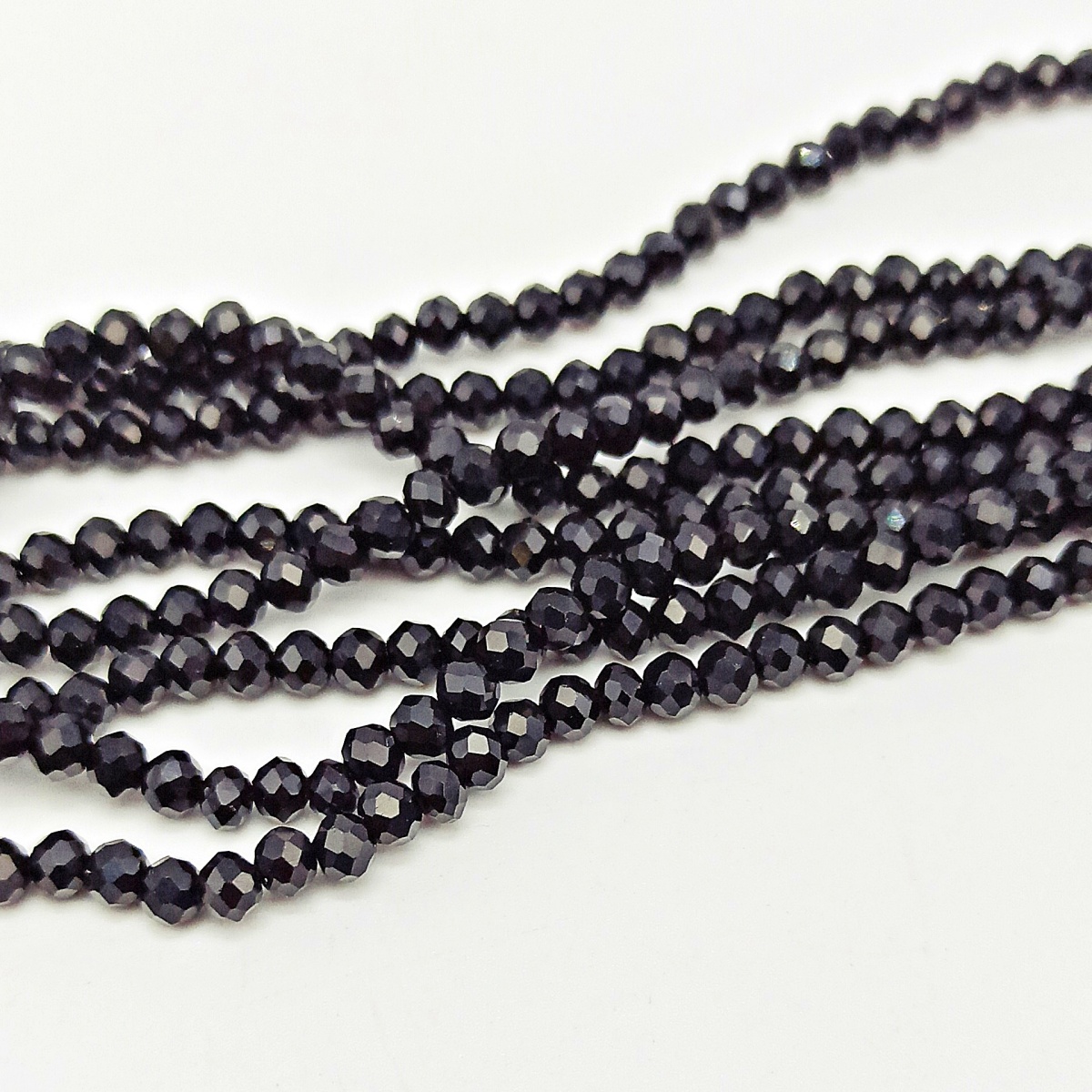 Mezzi cristalli 4 mm color nero - 115 pezzi