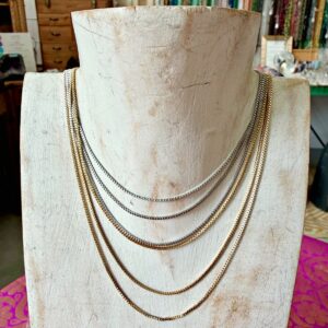 Collana girocollo in acciaio maglia quadrata